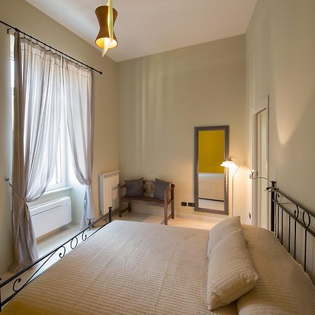 Duomo Regina Apartments Наполи Екстериор снимка