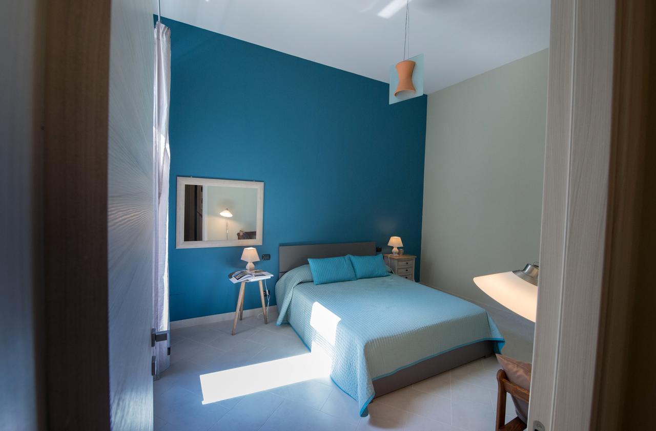 Duomo Regina Apartments Наполи Екстериор снимка